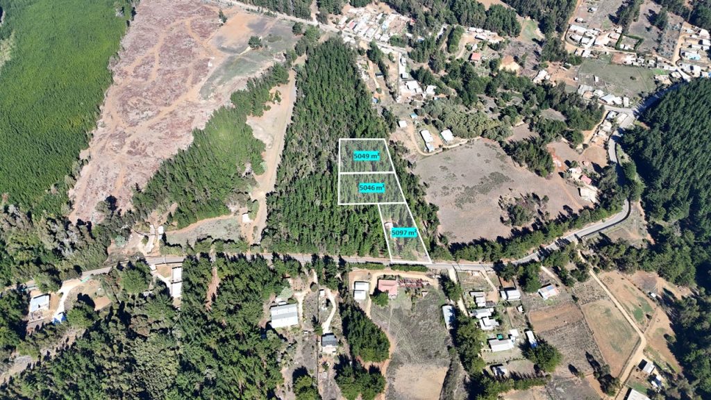 3 Terrenos Y Casa En Pichilemu: Tranquilidad Y Conectividad